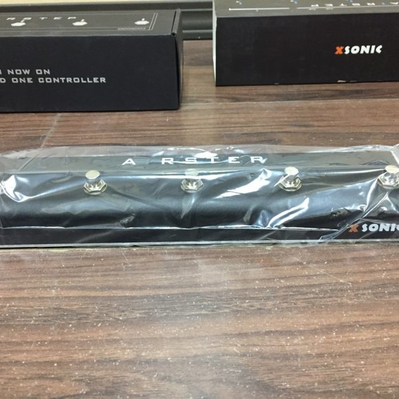 Xsonic AIRSTEP Smart Multi Controller Bluetooth Wireless Footswitch - Picture 7 of 16